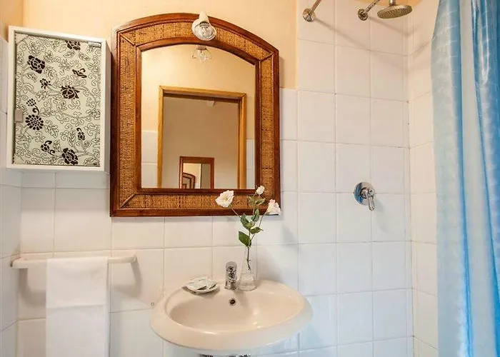 Casale Dei Massimi Otel 2*